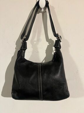 Coach Legacy Black Leather Shoulder Bag with Contrast Stitching 9566